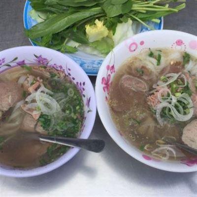 Tuấn Nguyệt – Bún, Phở & Cơm Bình Dân