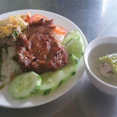 Hòa Nhung – Cơm Bình Dân