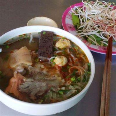 Quán Hòa – Bún Huế