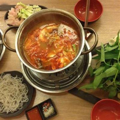 Thanh Hằng – Lẩu & Nướng