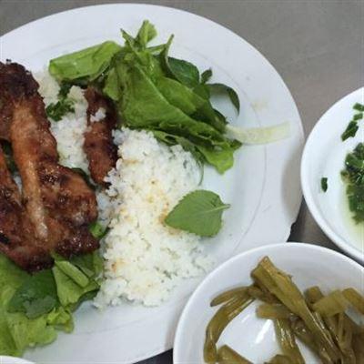 Lãm Huyền – Cơm Tấm Sài Gòn