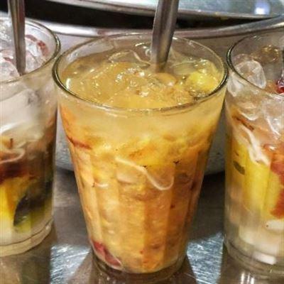 Chị Nguyệt – Bánh Bèo & Chè