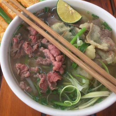 Dì Thu – Bún Bò Tái