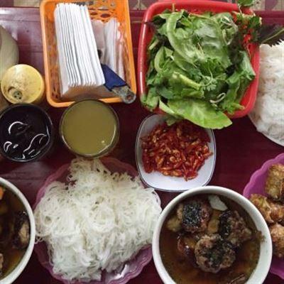 Cây Bàng – Bún Chả Nướng