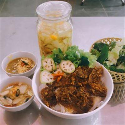 Lan Vinh – Bún Chả Nướng & Bún Bò Hầm