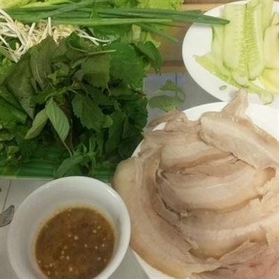 Cún – Bánh Tráng Cuốn Thịt Heo