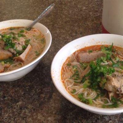 Bún Chả Mọc