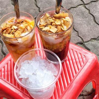 Bà Nga – Chè Thập Cẩm