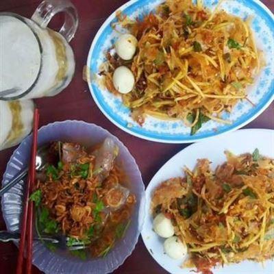 Anh Thư – Chè Bưởi & Bánh Bèo