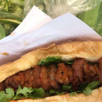 Bánh Mì Chả Nướng