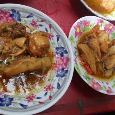 Kim Duyến – Cơm Ngon & Riêu Cua Bắp Bò