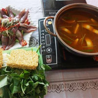 Cửu Thiên – Hải Sản & Cơm Gia Đình