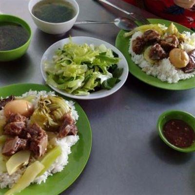 Số 5 – Cơm Phở