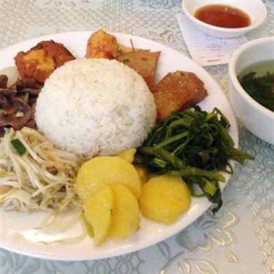 Anh Tú – Cơm & Điểm Tâm