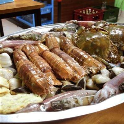 Huynh Đệ – Lẩu Nướng Hải Sản & Trâu Đủ Món