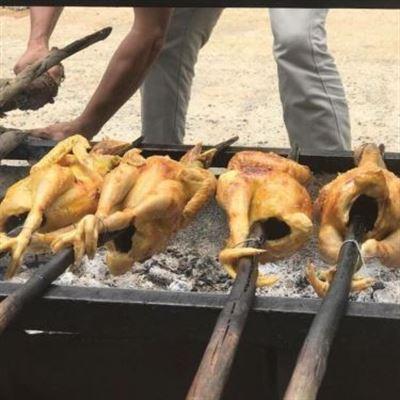 Huệ Đà – Gà Đồi Nướng