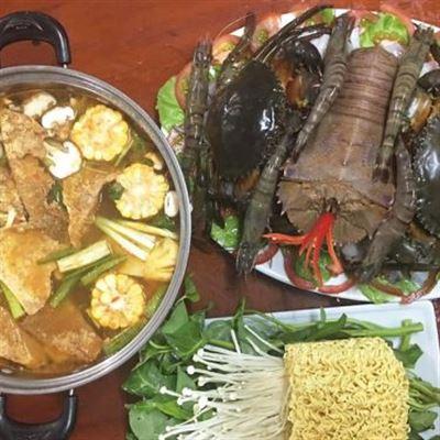 Đức Long – Lẩu Hải Sản & Đồng Quê