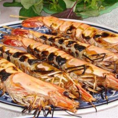 Vịnh Cúc – Cơm Bình Dân