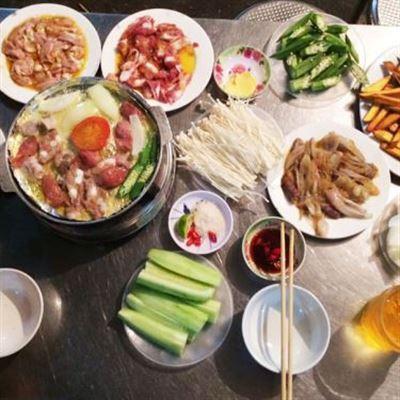 Táo Đỏ – Lẩu & Nướng