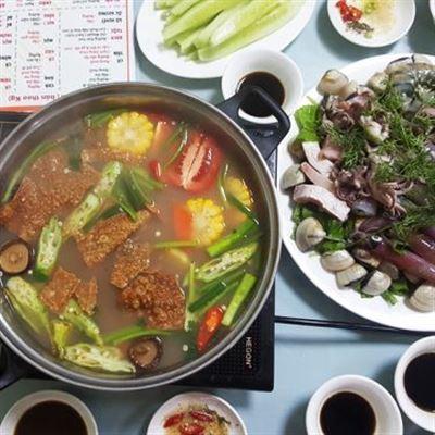 Thành Thuý – Cơm Bình Dân & Lẩu Hải Sản