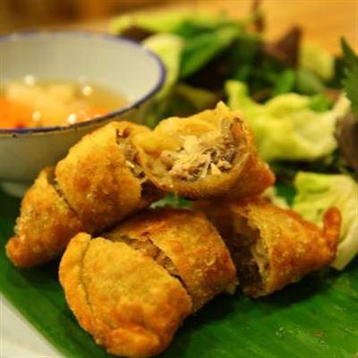 Quán Ăn Vặt – Dốc Lâm Nghiệp