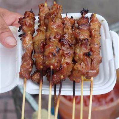 Chị Trang – Thịt Xiên Nướng
