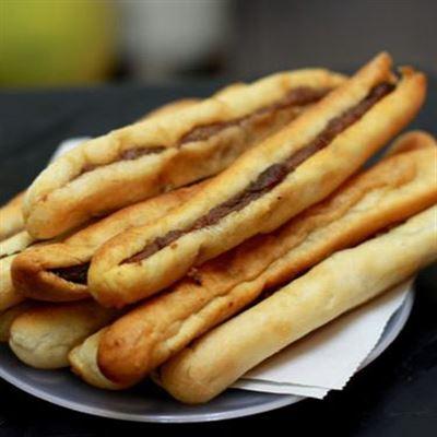Long Hải – Xôi & Bánh Mì Que