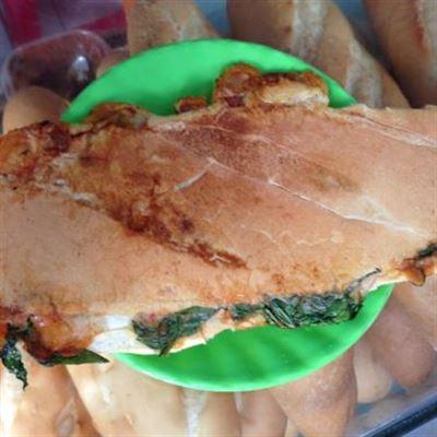 Bánh Mì Ép Làng Chuồn