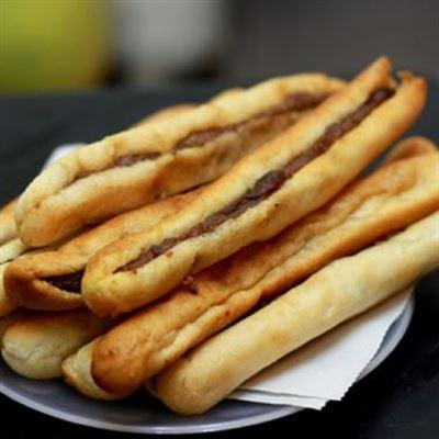 Hồng Đức – Bánh Mì Que