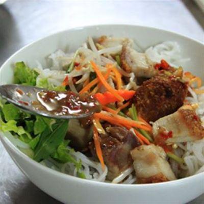 Bún Mắm Nêm O Hường