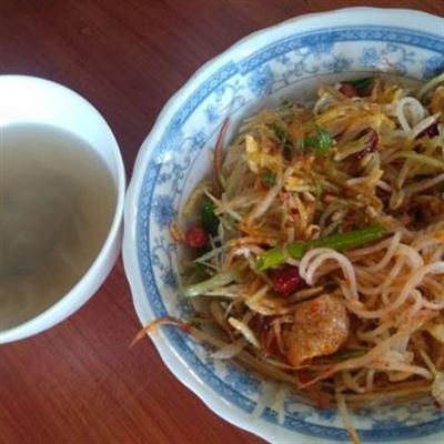 Bún Hến – Bánh Canh