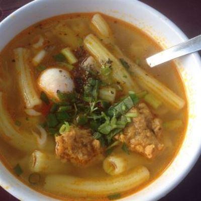 Bánh Canh & Nui – Trần Phú