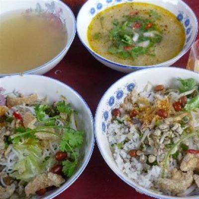 Bún – Cơm Hến Loan