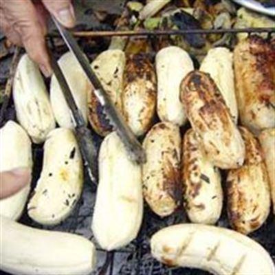 Chuối Nướng Nước Dừa & Chè Thưng – Cô Giang