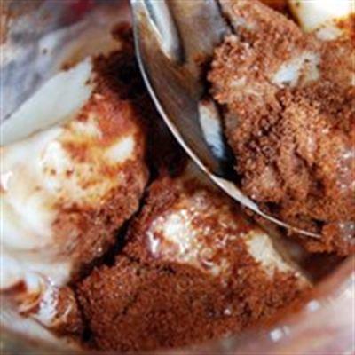 Sữa Chua Dẻo – Cách Mạng Tháng 8