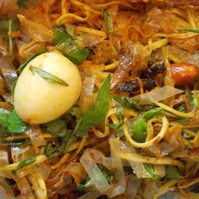 Bánh Tráng Trộn Chú Tùng – Phan Văn Trị