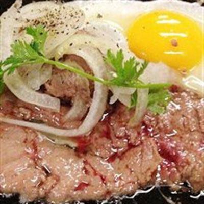 Bò Bít Tết Triệu Quang Phục