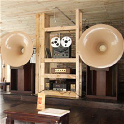 Mộc Hi-End Cafe – Hoa Mai