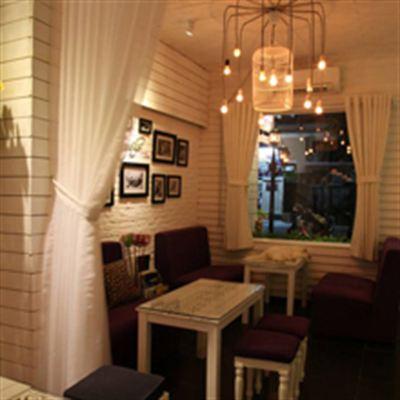 Koneko Cafe – Đường D2