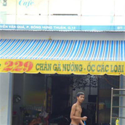Quán Ốc 229 – Nguyễn Văn Quá