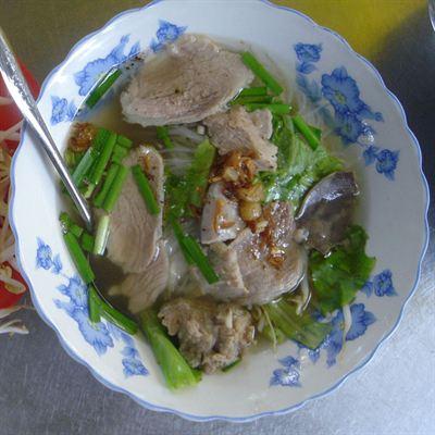 Tấn Tài – Hủ Tiếu
