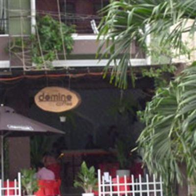 Domino Cafe – Phan Xích Long