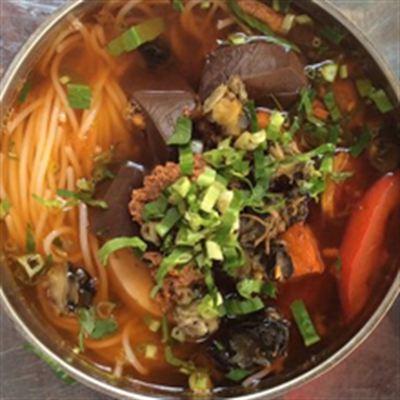 Cô Mai – Bún Riêu Cua Ốc