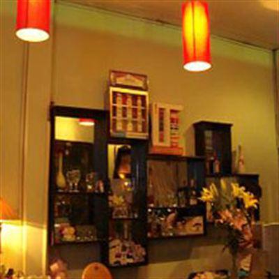 Boulevard Cafe