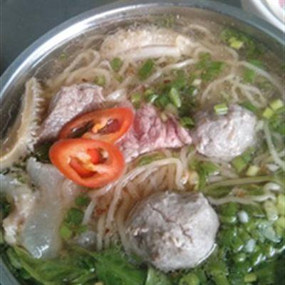 Hủ Tiếu Bò Viên – Chợ Thiếc