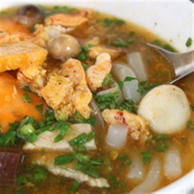 Hủ Tiếu & Bánh Canh Cua – Cư Xá Lữ Gia