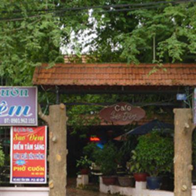Cafe Sân Vườn Sao Đêm