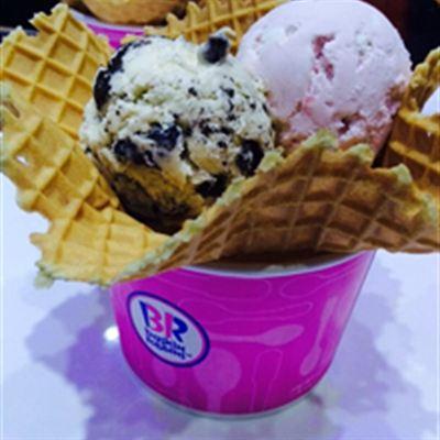Kem Baskin Robbins – Ông Ích Khiêm