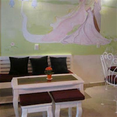 Wedding cafe