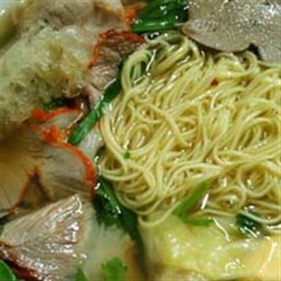 Thành Ký Mì Gia – Lê Văn Việt
